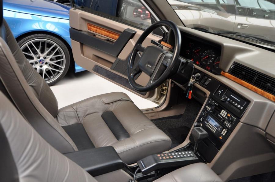 Интерьер Volvo 780 Coupe 1985 года  (фото 42 из 62)